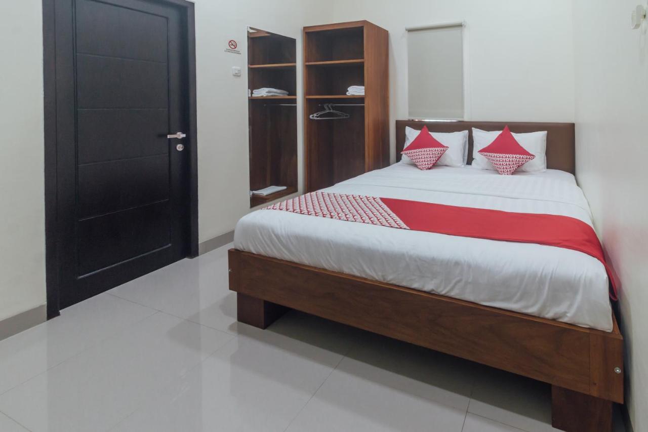 Clean & Comfort Homestay Ambon Eksteriør bilde