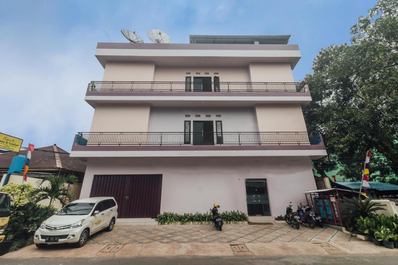 Clean & Comfort Homestay Ambon Eksteriør bilde
